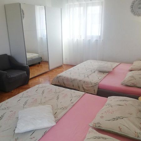Apartment With Heated Pool And Sea View Τρογκίρ Εξωτερικό φωτογραφία