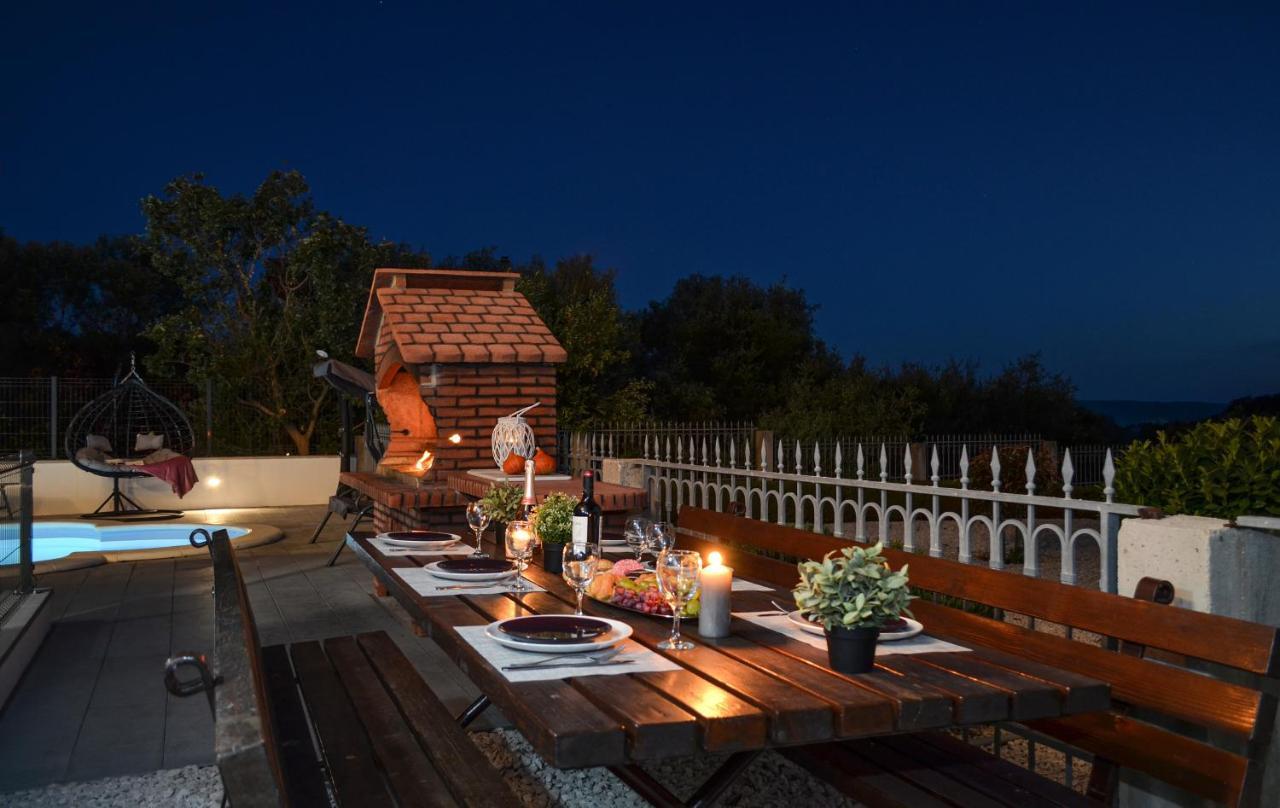 Apartment With Heated Pool And Sea View Τρογκίρ Εξωτερικό φωτογραφία